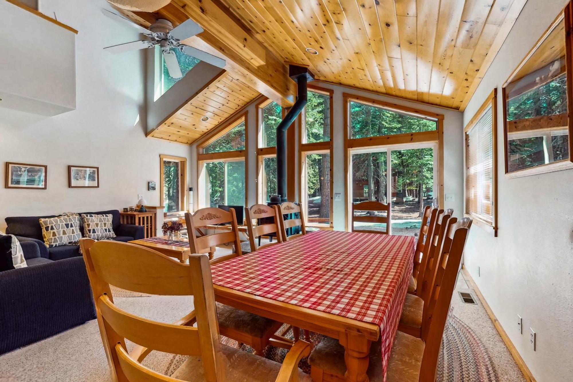 Happy Family Cozy Cabin Truckee Exterior photo